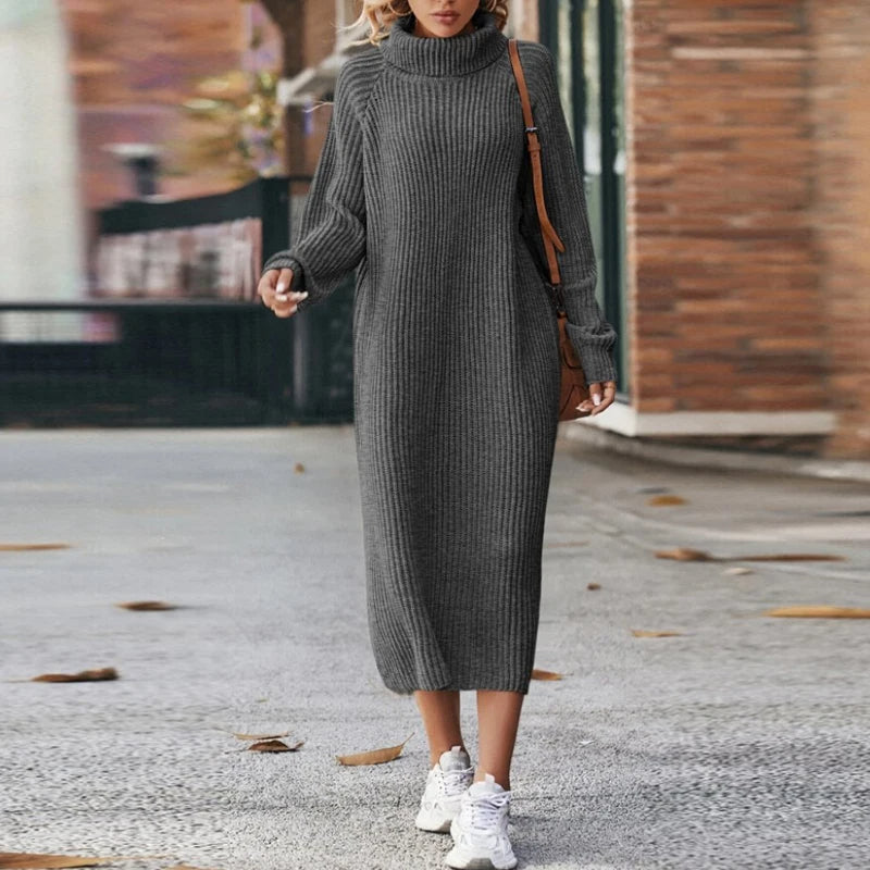 Long Knitted Dress with Collar