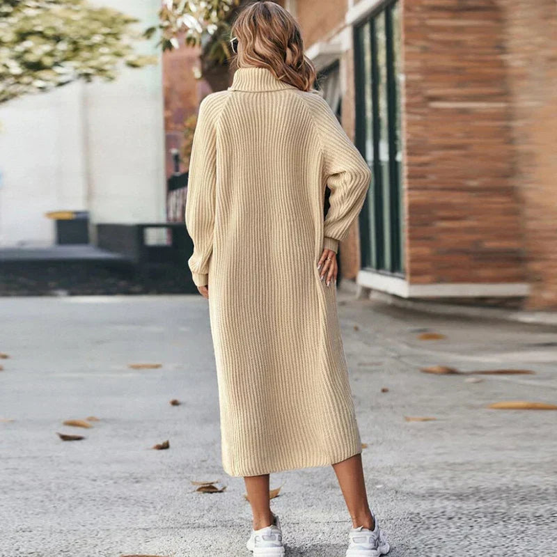 Long Knitted Dress with Collar